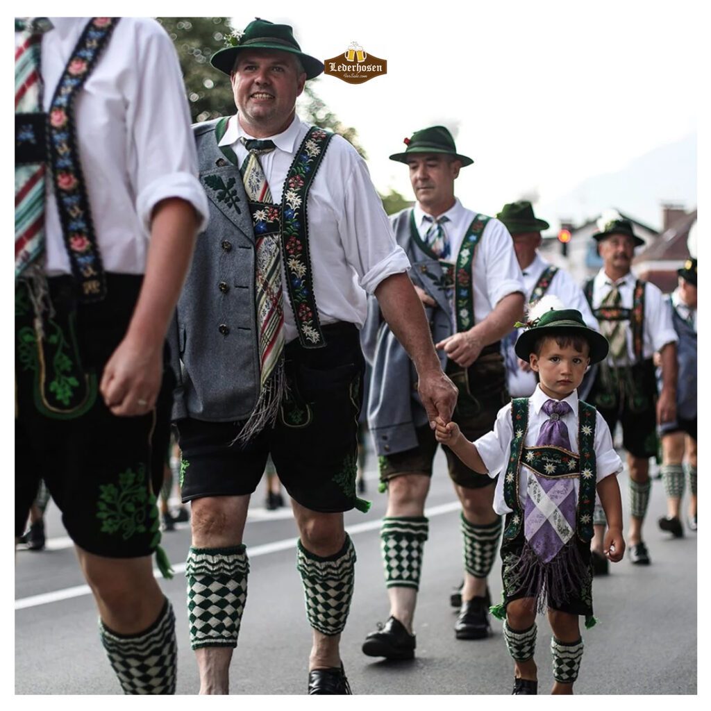 What makes traditional German clothing - Lederhosen For Sale